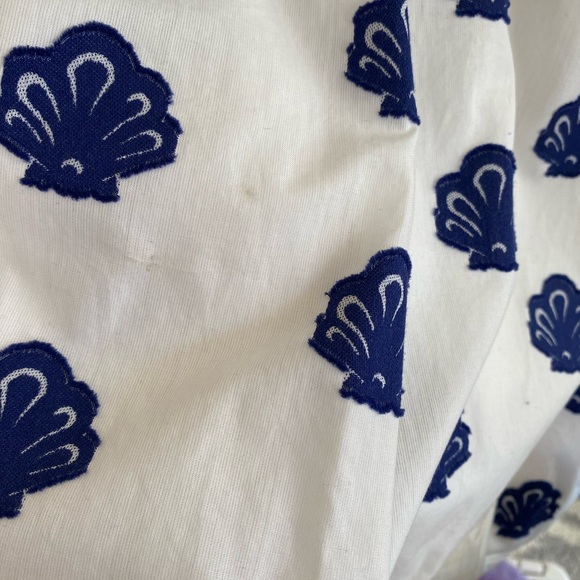 SOLD- Vineyard Vines - Strapless White & Navy Shell Dress w/ Bow Detail Sz 0 - Picture 5 of 5